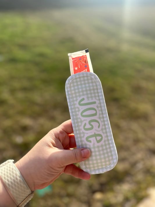 Grandmillennial popsicle holder