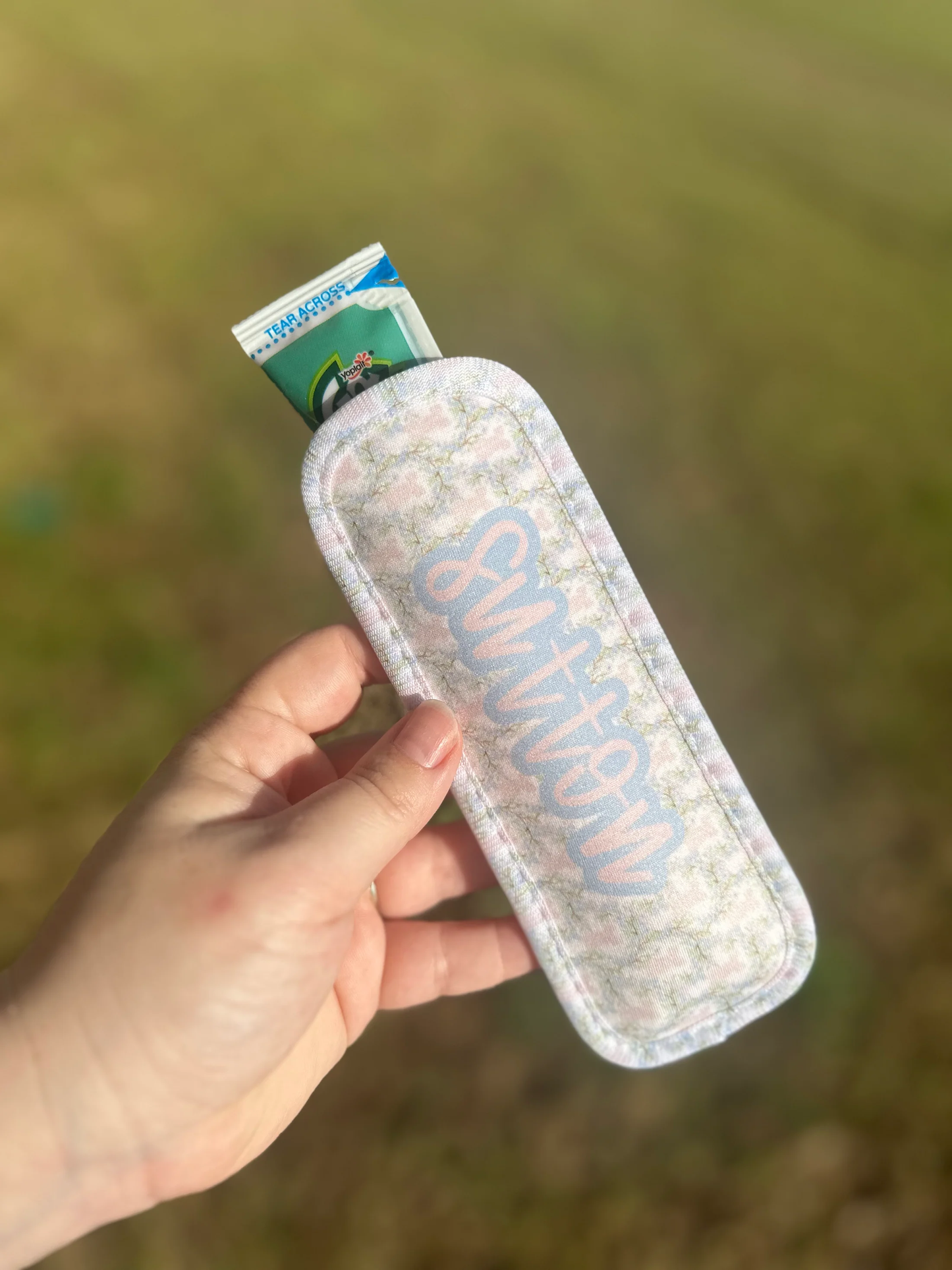 Girls' Popsicle Holder